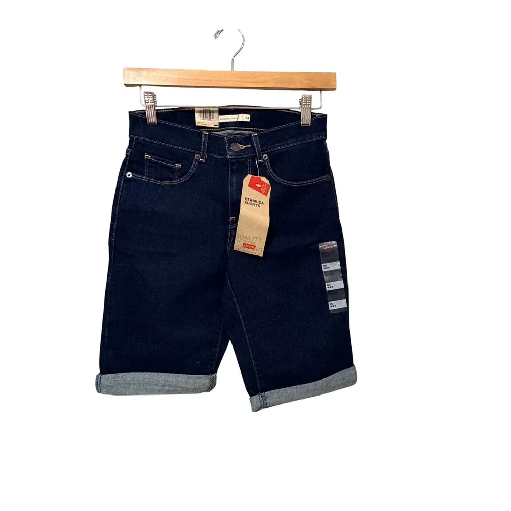 Levis Womens Bermuda Shorts Dark Wash Indigo Mid Rise Slim Fit Size 24 NWT